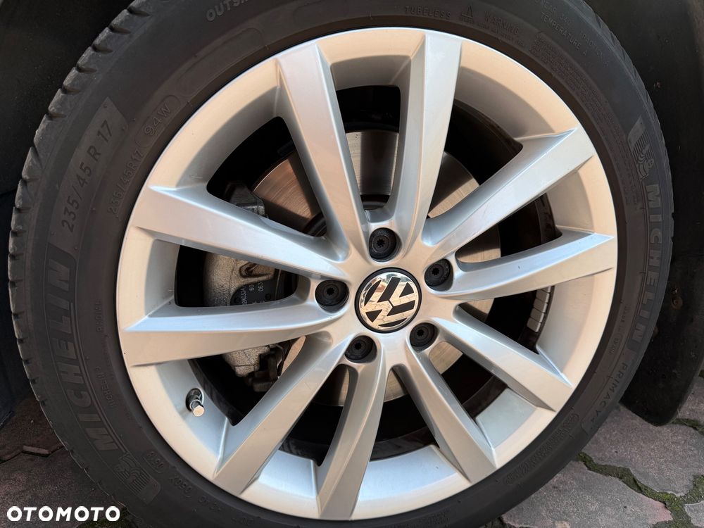 Volkswagen Passat 2.0 TDI 4Mot Highline DSG - 34
