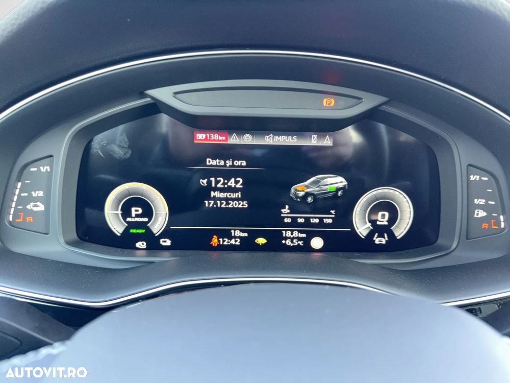 Audi Q7 55 TFSI e quattro Tiptronic PHEV S Line - 10