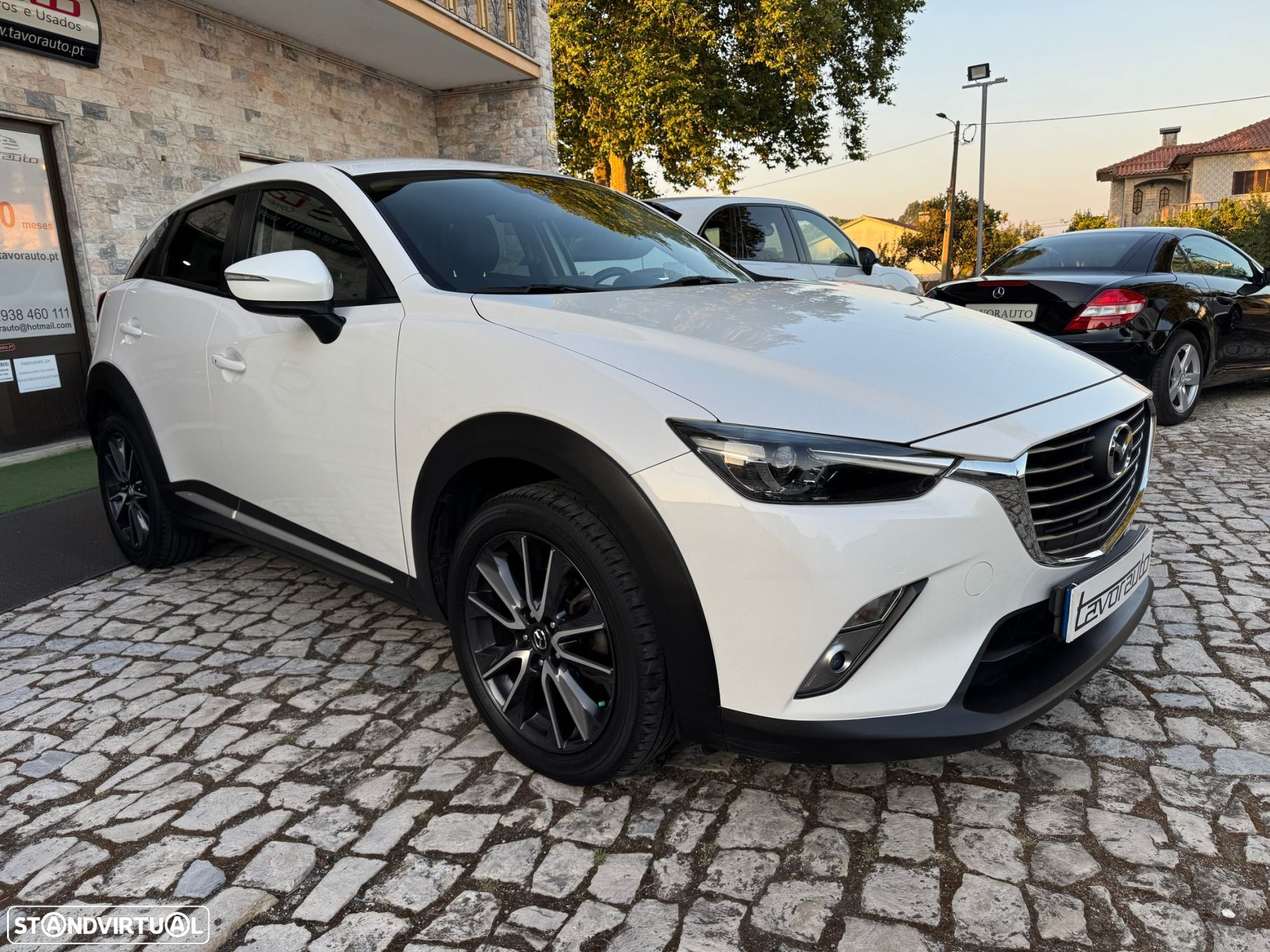 Mazda CX-3 1.5 Sky.Excellence HT Leather White Navi - 2