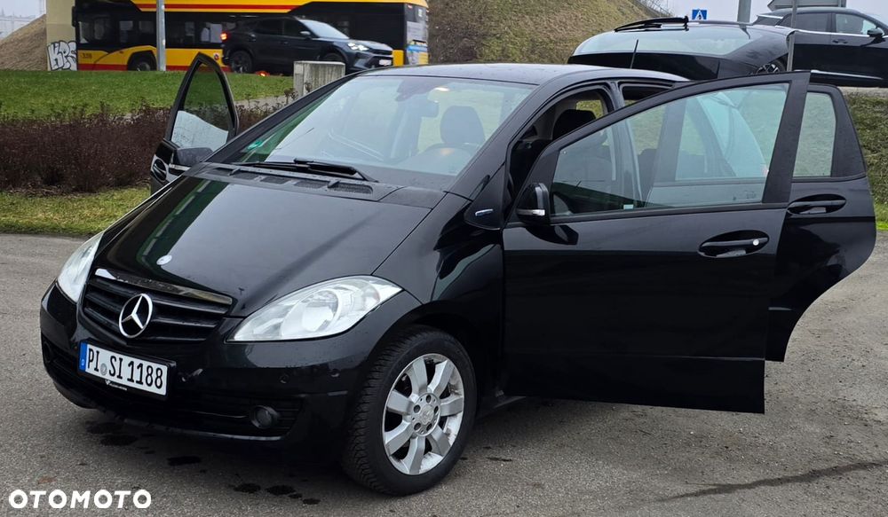 Mercedes-Benz Klasa A 160 BlueEFFICIENCY Avantgarde - 16