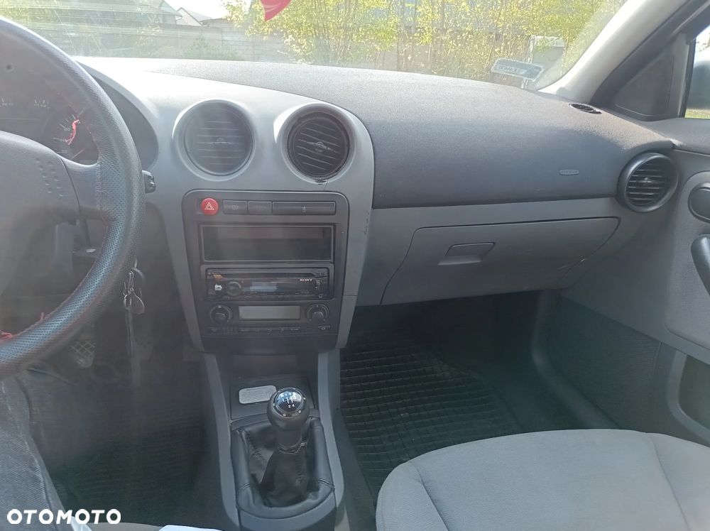 Seat Ibiza 1.4 TDI Signo - 3