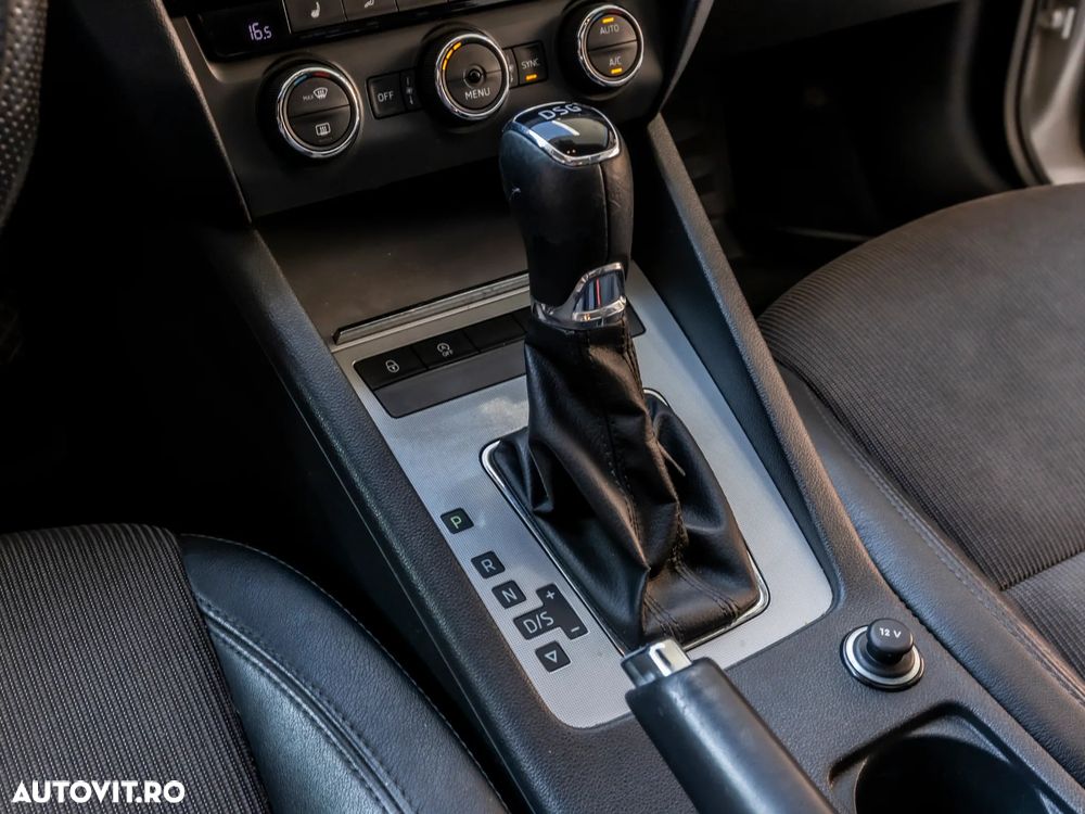 Skoda Octavia 1.6 TDI (Green tec) DSG Ambition - 16