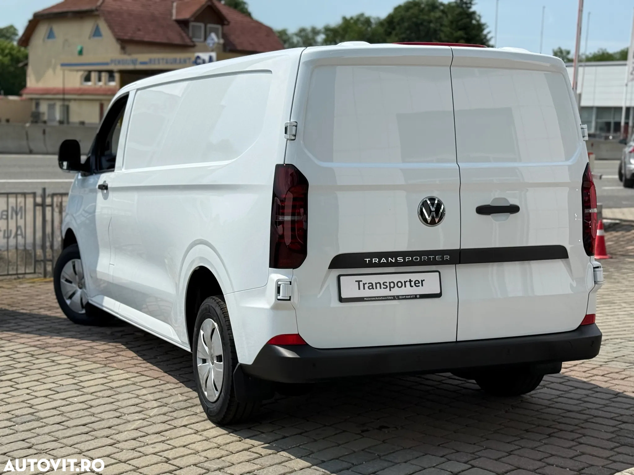 Volkswagen Transporter - 8