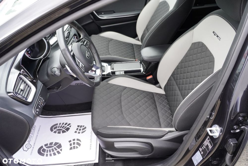 Kia Ceed 1.4 T-GDI DCT OPF GT Line - 7