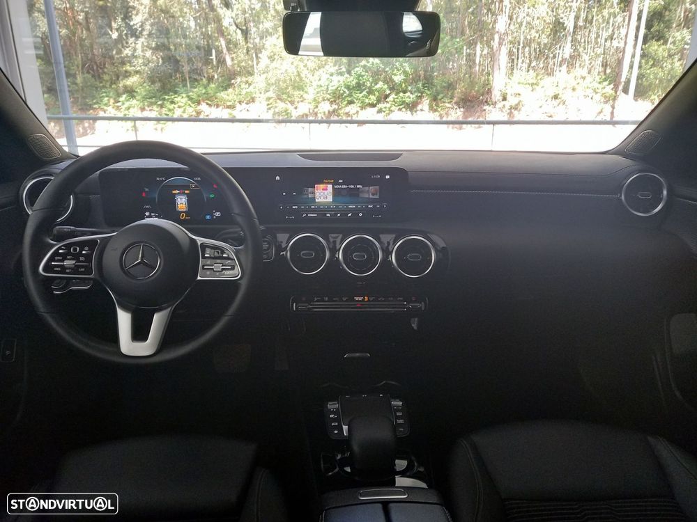 Mercedes-Benz CLA 180 - 16