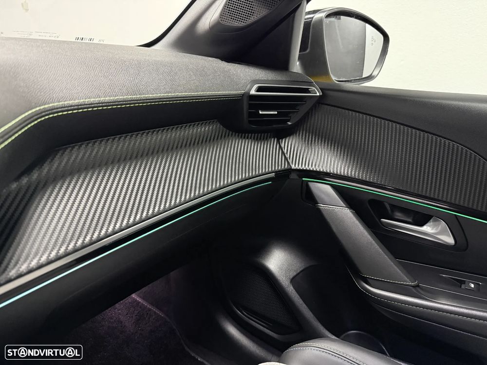 Peugeot e-208 50 kWh GT - 16