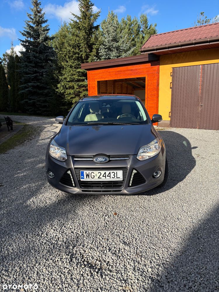 Ford Focus 1.6 Ambiente - 1