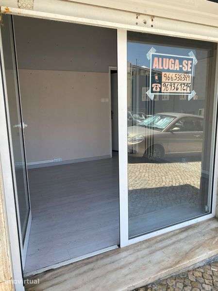 Loja Ajuda - Travessa dos Fornos, 3 - Grande imagem: 2/7