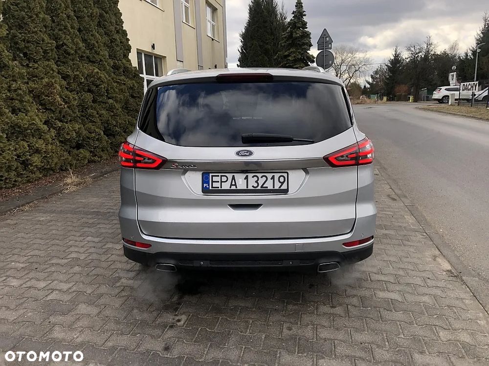 Ford S-Max 2.0 EcoBlue Titanium - 4