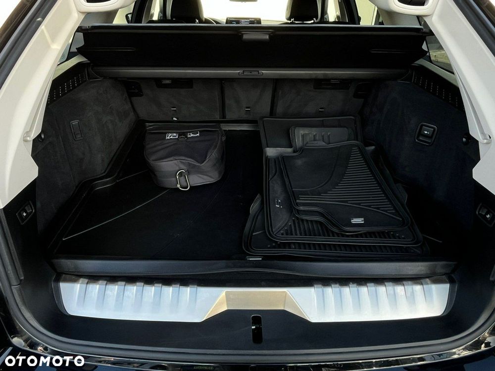 BMW Seria 5 530e Luxury Line - 12