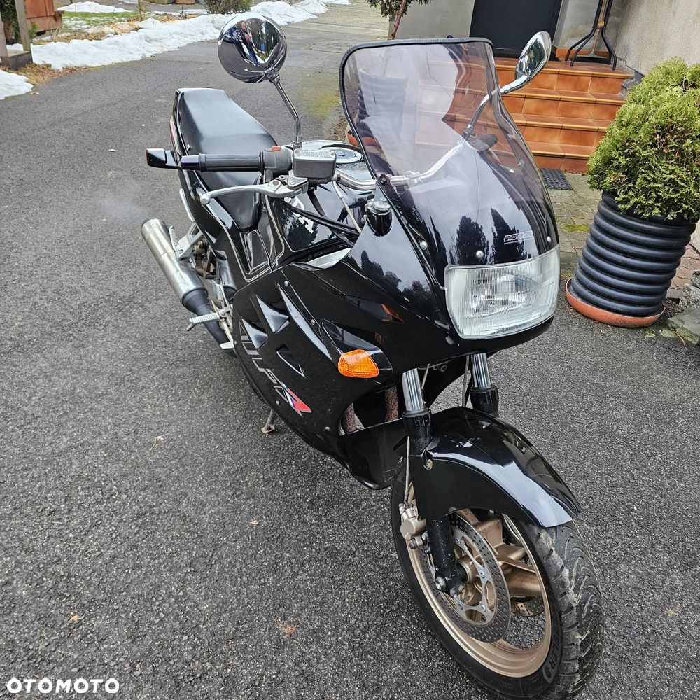 Honda VFR - 6