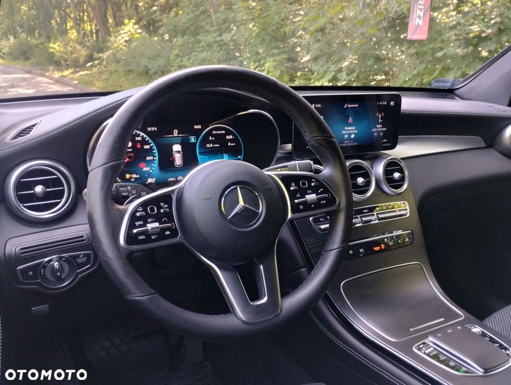 Mercedes-Benz GLC - 18