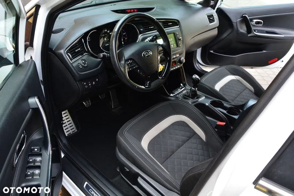 Kia Ceed 1.6 CRDi GT Line - 7
