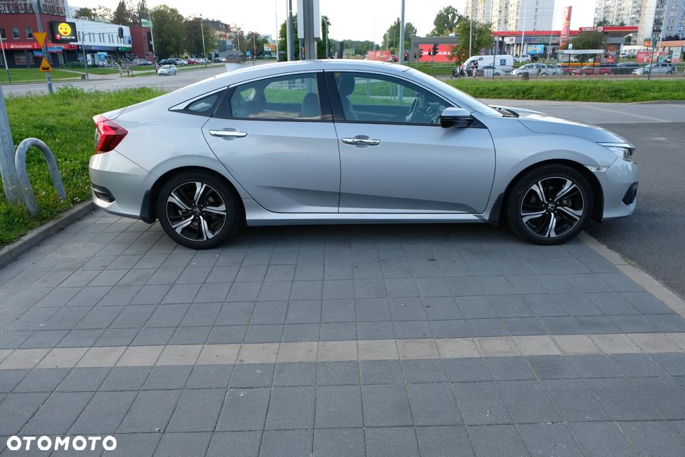 Honda Civic 1.5 T Executive CVT - 9