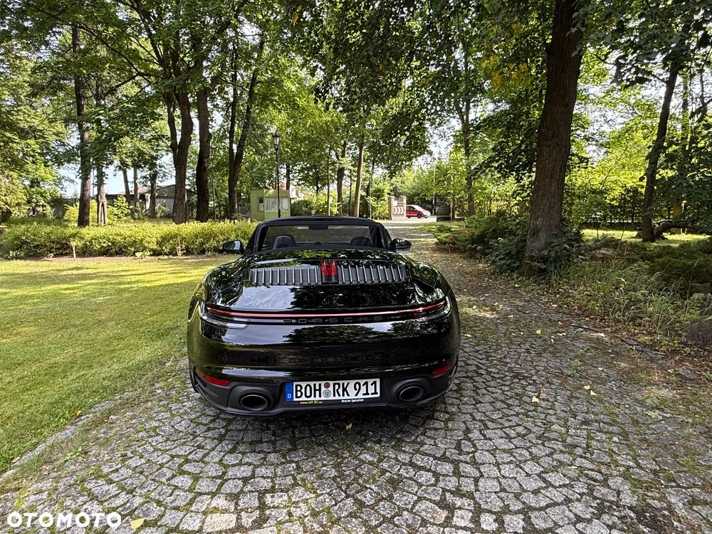 Porsche 911 Carrera 4S PDK - 22