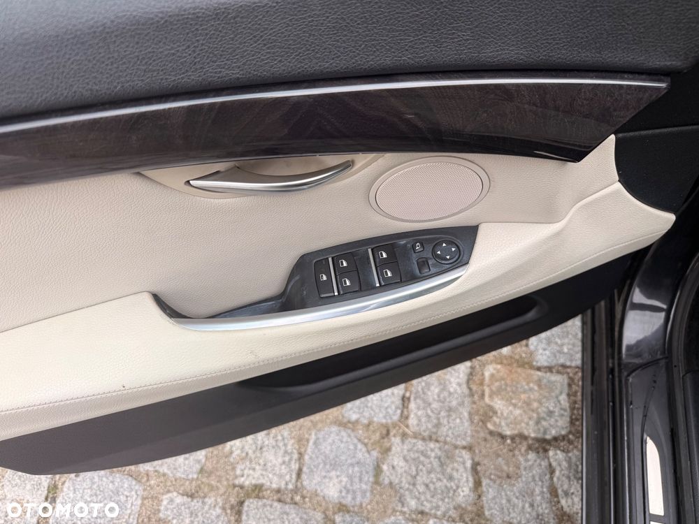 BMW 5GT 535d xDrive - 17