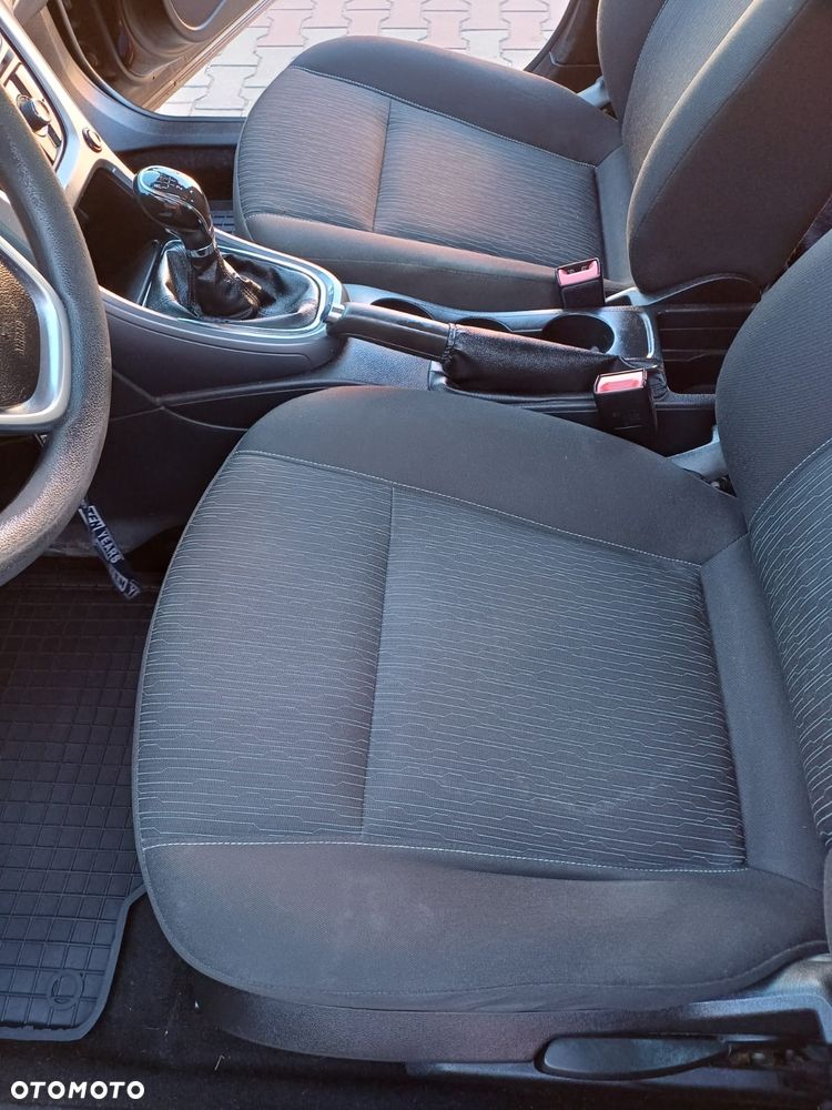 Opel Astra 1.6 - 11