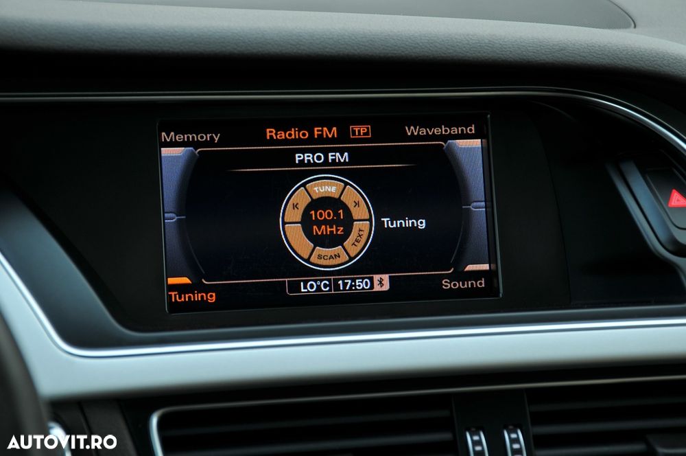 Audi A4 Avant 2.0 TDI DPF clean diesel multitronic Ambiente - 13