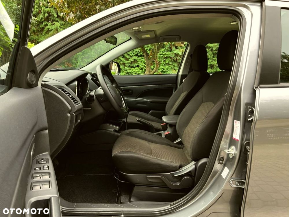 Mitsubishi ASX 1.6 Invite - 21
