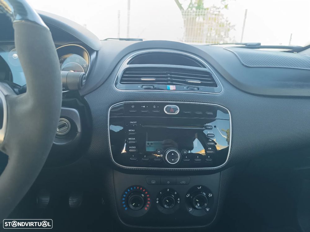 Fiat Punto 1.3 M-Jet Easy S&S - 9