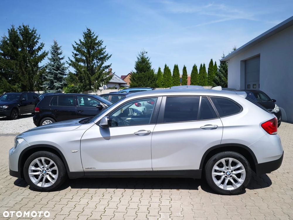 BMW X1 sDrive18i - 10