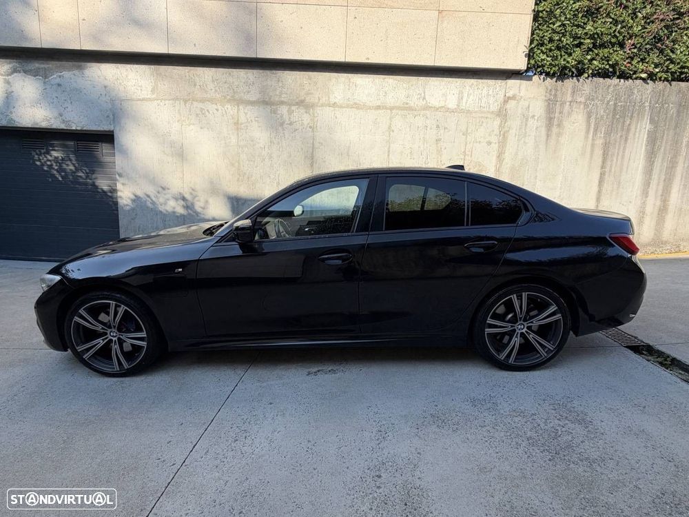 BMW 330 e Pack Desportivo M Pro Auto - 4