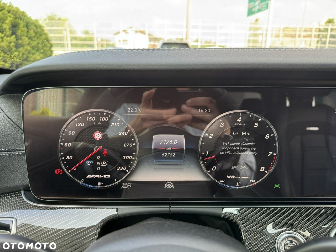 Mercedes-Benz Klasa E AMG 63 4Matic AMG Speedshift 9G-MCT - 40