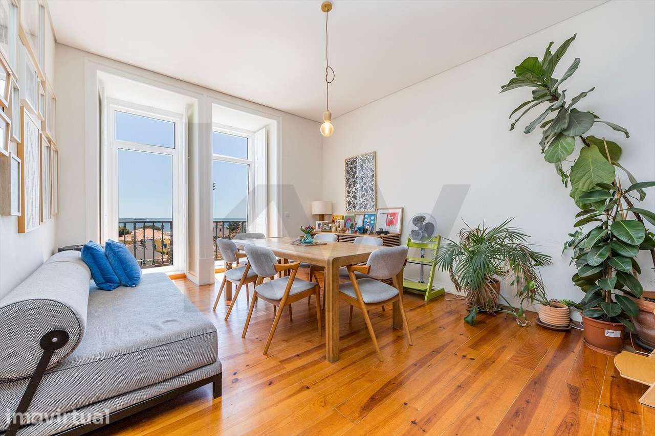 Apartamento T3 em Algés com Vista Rio e Muita Luz - Grande imagem: 5/24