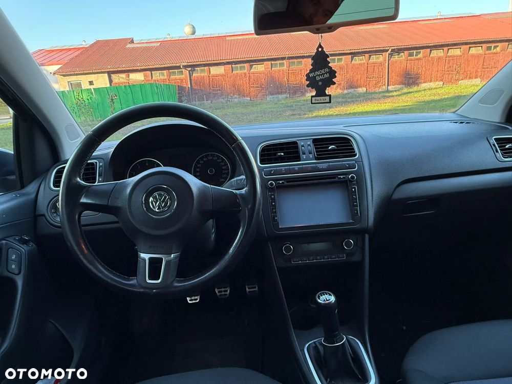 Volkswagen Polo - 16