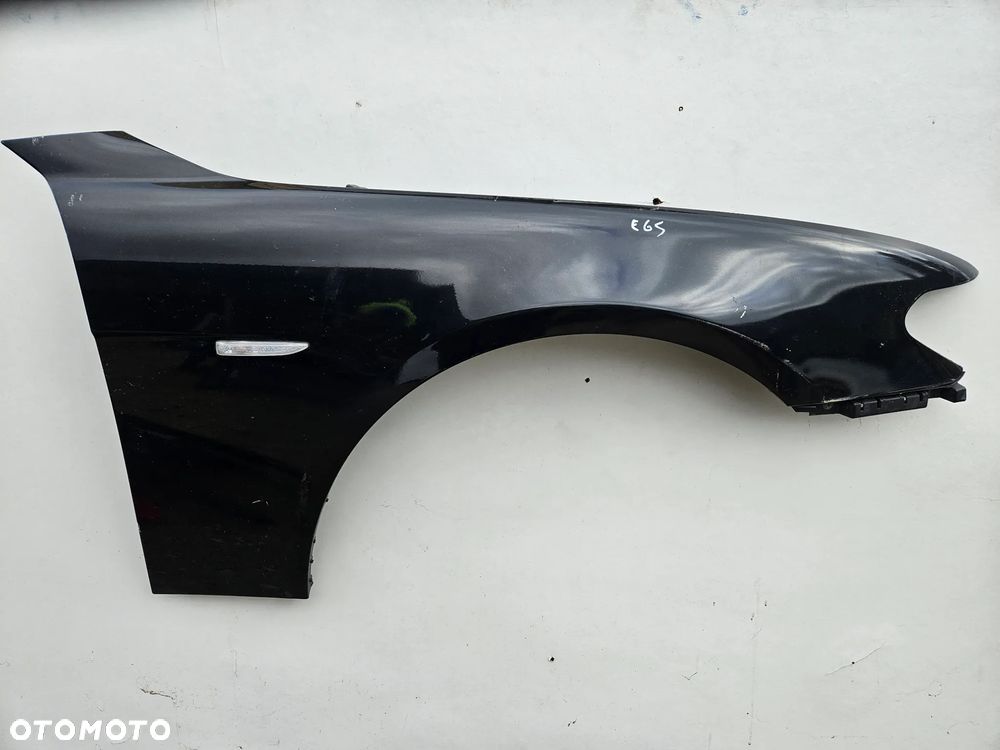 BMW E65 BŁOTNIK PRAWY PRZÓD