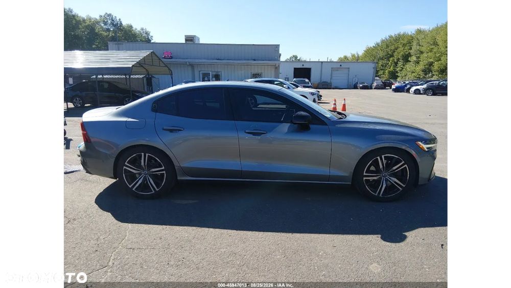 Volvo S60 T6 AWD R-Design - 6