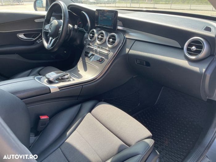 Mercedes-Benz C 220 d Aut - 16