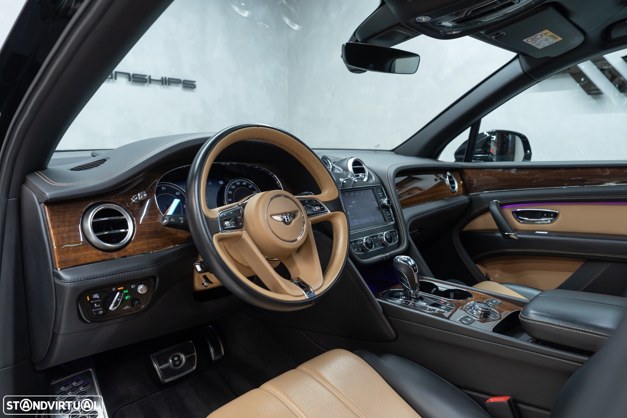 Bentley Bentayga V8 - 17