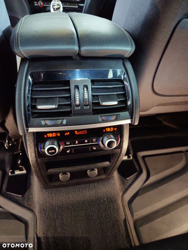 BMW X6 M50d - 16
