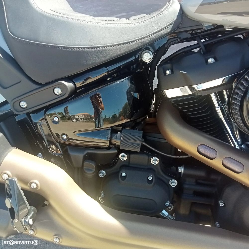Harley-Davidson Softail FAT BOB 114 - 9