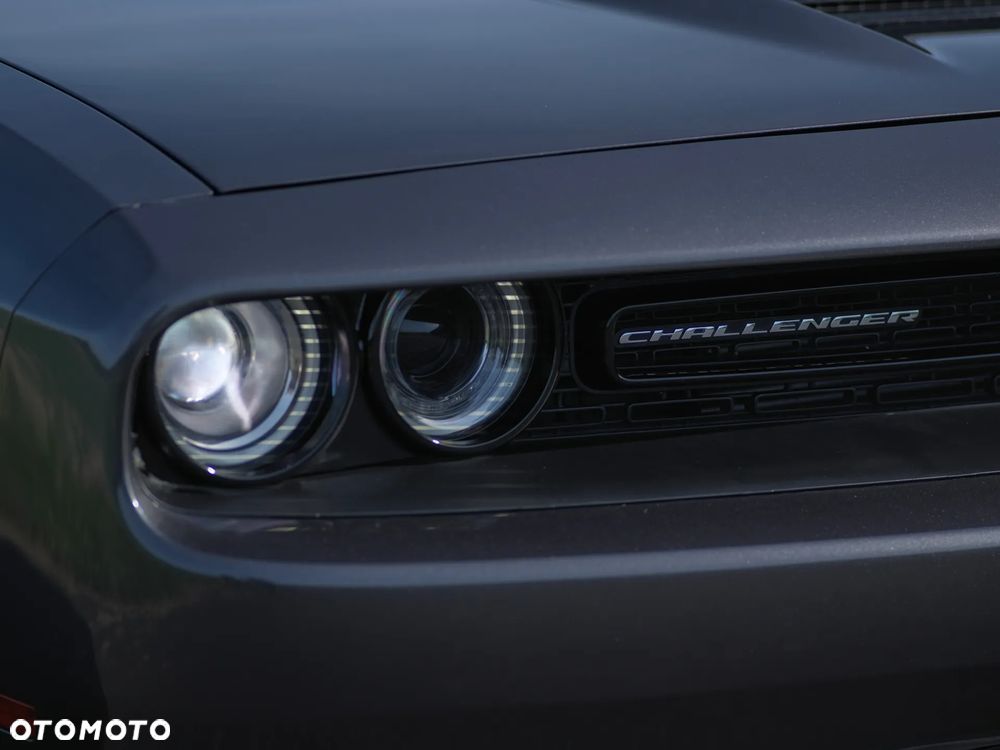 Dodge Challenger ver-automatik-srt-392 - 10