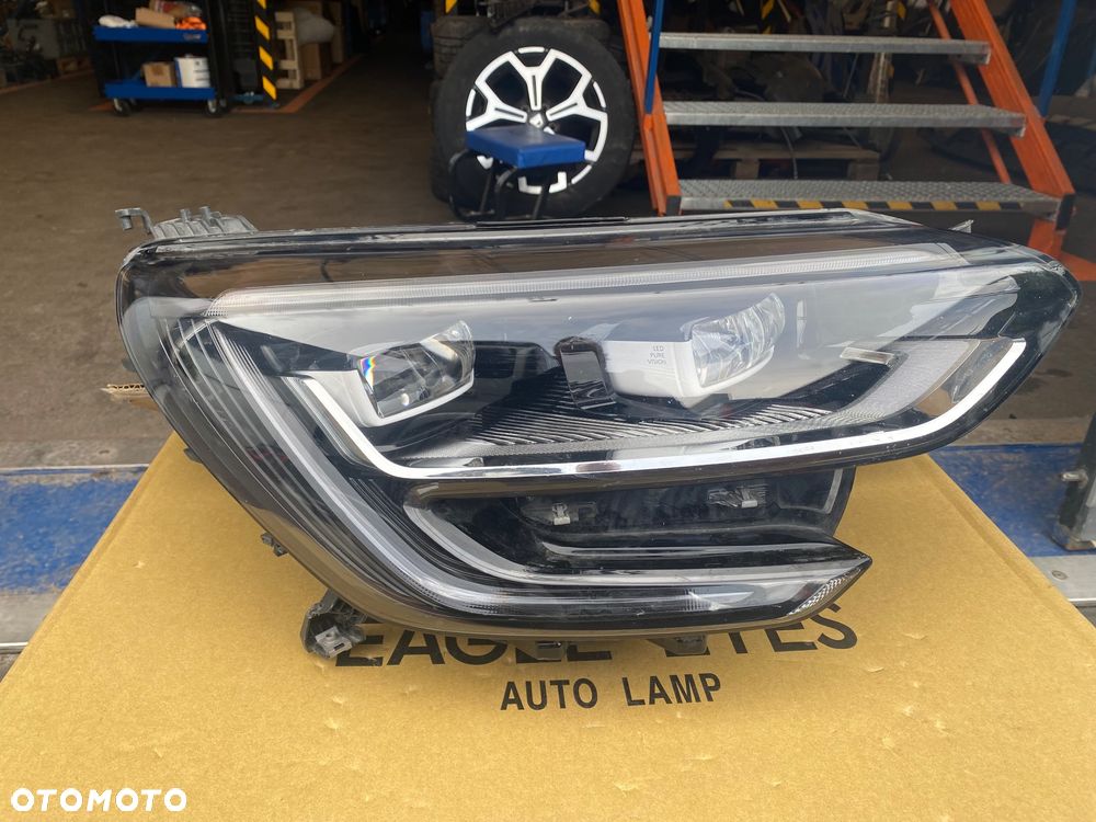 RENAULT MEGANE 4 IV LAMPA PRZEDNIA PRAWA REFLEKTOR PRAWY PRZÓD FULL LED  LEDOWY PURE VISION  EUROPA FULLLED pure 260106126R Wwa - 1
