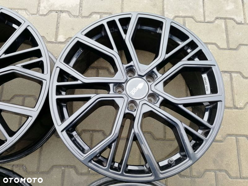 Alufelgi 20" MERCEDES E EQE GLE SL CLA GL M VOLKSWAGEN ID.BUZZ AUDI RS3 TT - 4