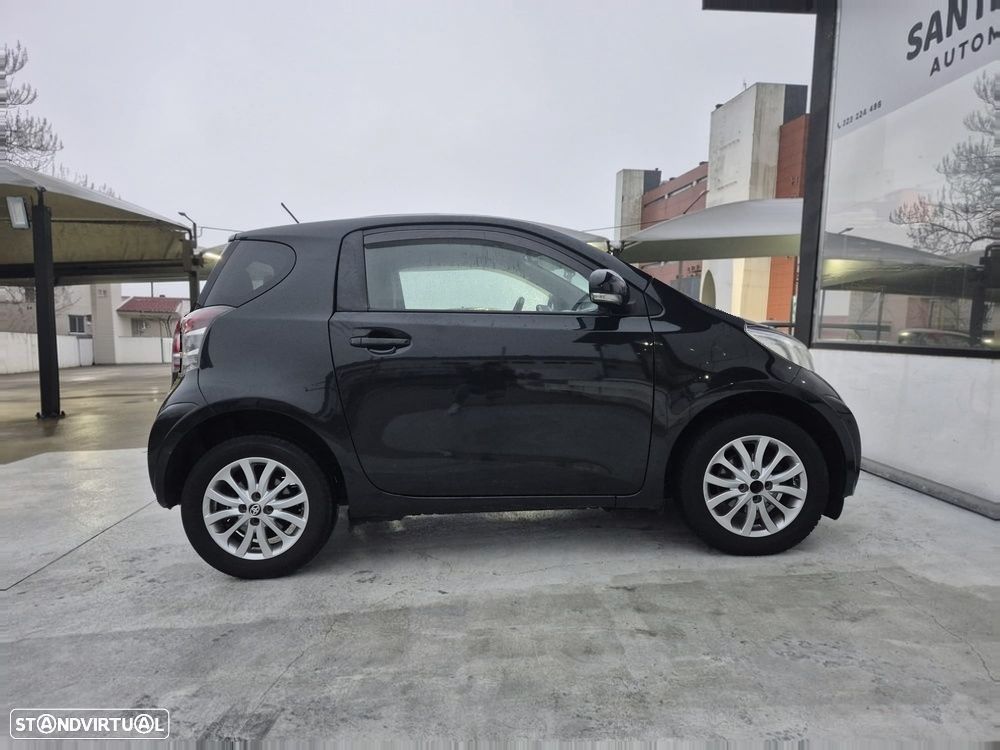 Toyota iQ 1.4 D-4D - 7