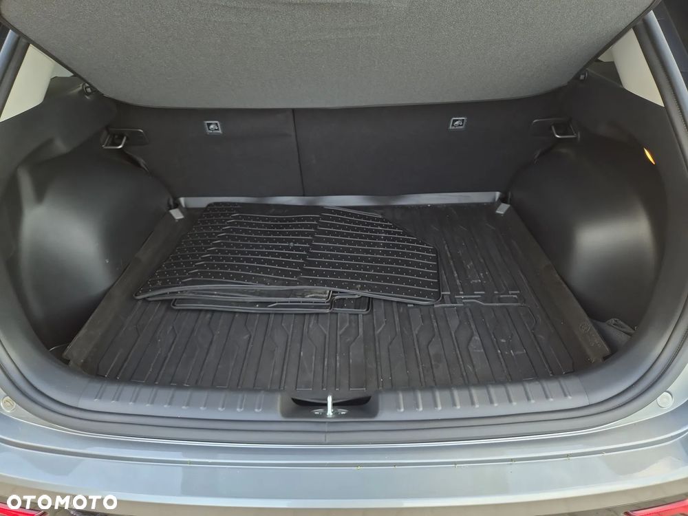 Kia Niro 1.6 GDI Hybrid Business Line - 24