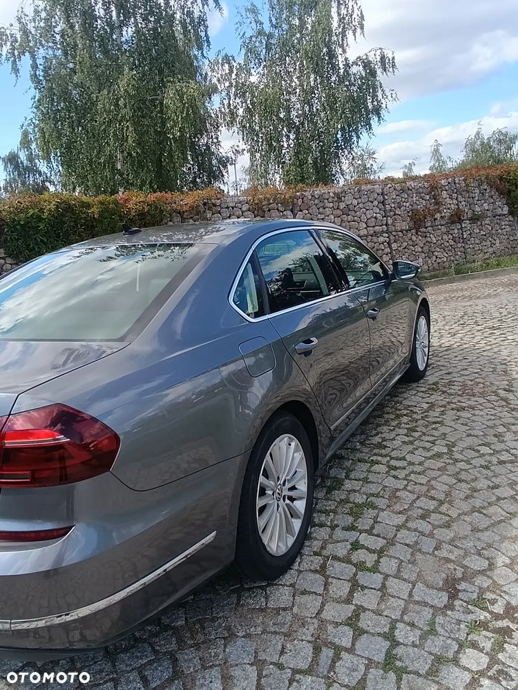 Volkswagen Passat 1.8 TSI BMT Highline DSG - 10
