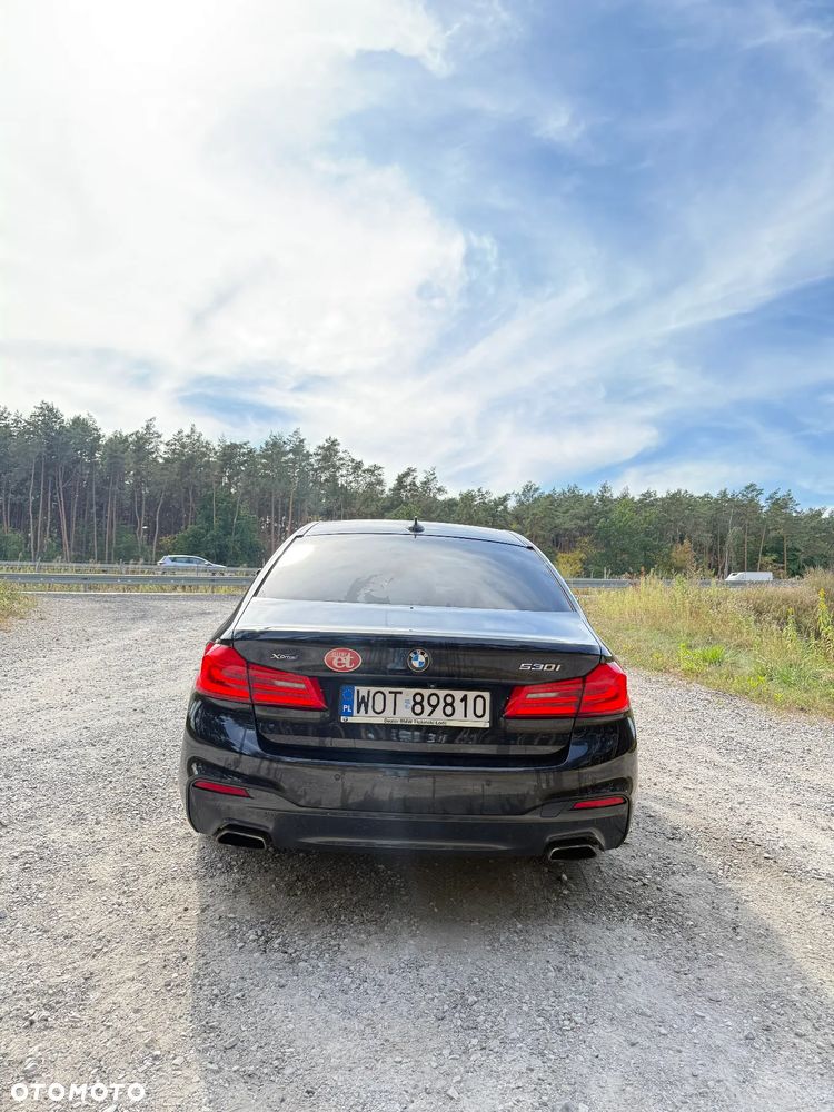 BMW Seria 5 530i xDrive - 4