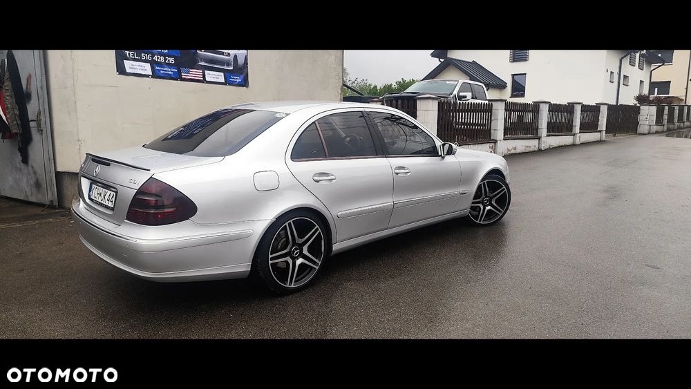 Mercedes-Benz Klasa E - 6