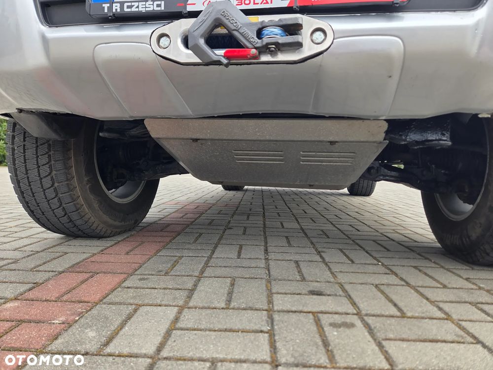 Toyota Land Cruiser - 20