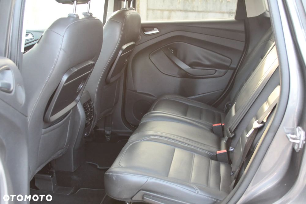 Ford Kuga 2.0 TDCi 4x4 Titanium - 17