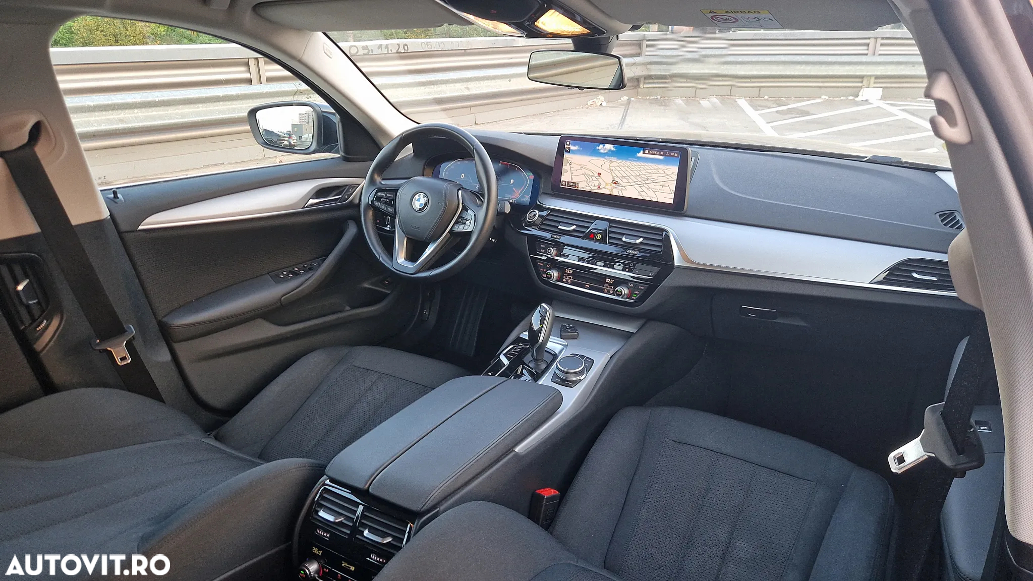 BMW Seria 5 520d Touring Aut. Luxury Line - 10