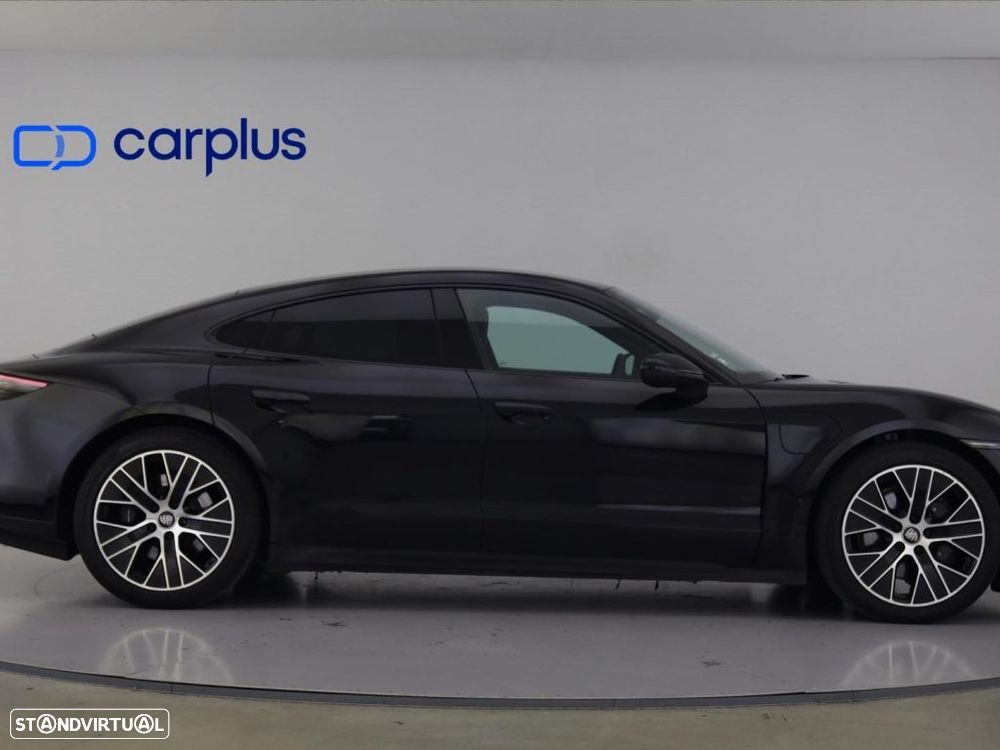 Porsche Taycan — fotografia 8