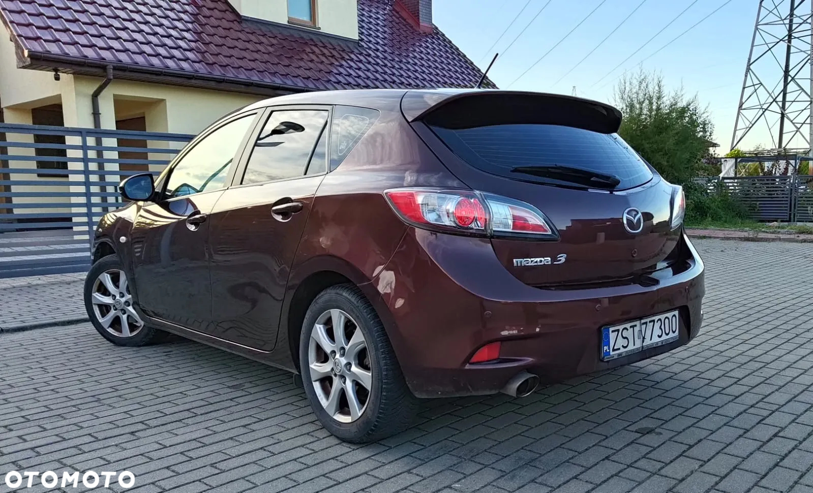 Mazda 3 1.6 Exclusive + - 5