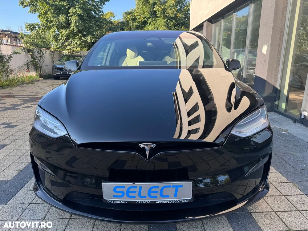 Tesla Model X Plaid - 4