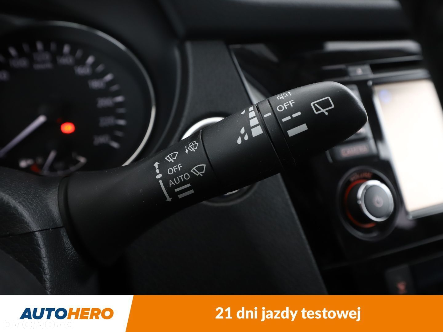 Nissan X-Trail 1.6 DIG-T N-Connecta 2WD - 28